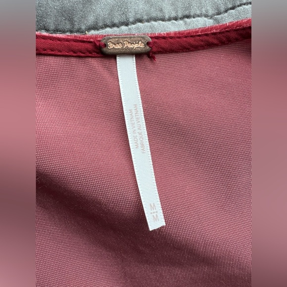 FREE PEOPLE velvet tunic size medium - Picture 6 of 6